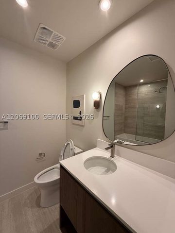 1611 SW 2nd ave 610, Miami, FL 33129