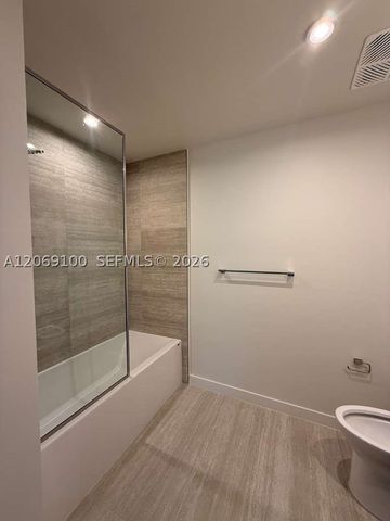 1611 SW 2nd ave 610, Miami, FL 33129