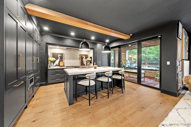 1532 W Ohio Street 1, Chicago, IL 60642