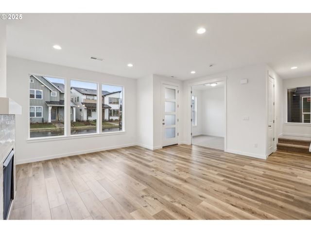 8246 Se Orion Ln, Hillsboro, OR 97123