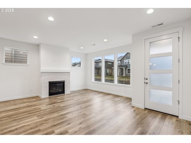 8246 Se Orion Ln, Hillsboro, OR 97123