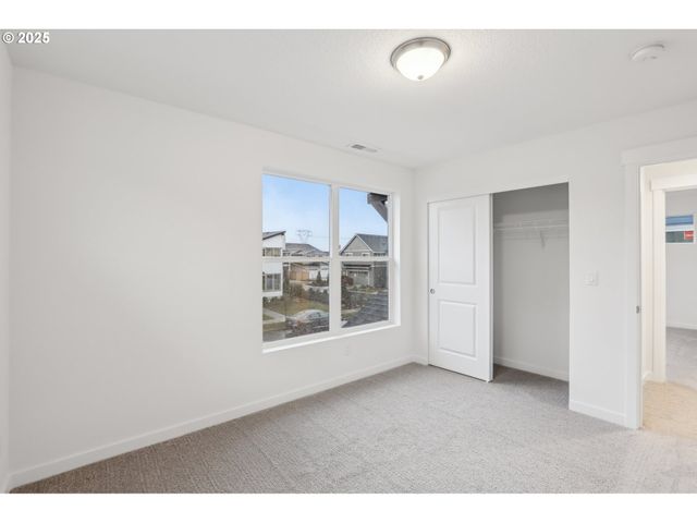 8246 Se Orion Ln, Hillsboro, OR 97123