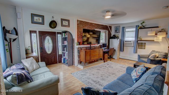 6 Anchor Boulevard, Old Bridge, NJ 08857