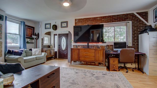 6 Anchor Boulevard, Old Bridge, NJ 08857