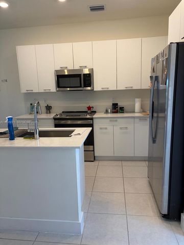 8001 NW 41st Street F310, Doral, FL 33166