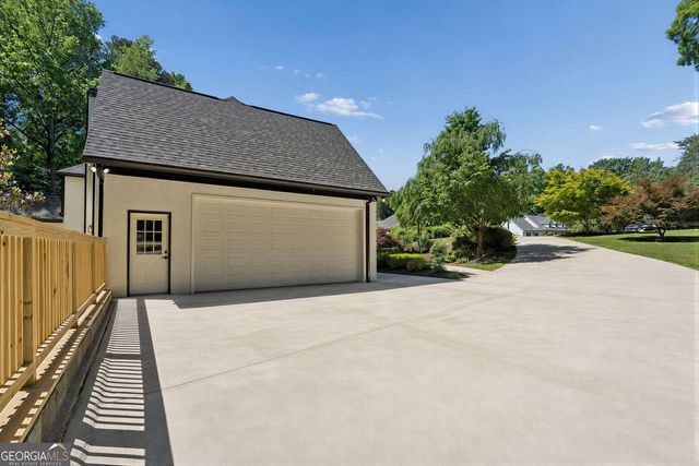 160 Kylemore Pass, Tyrone, GA 30290