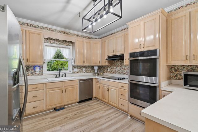160 Kylemore Pass, Tyrone, GA 30290
