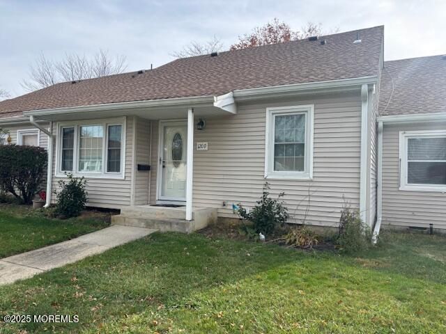 120 Muhlen Platz D, Freehold, NJ 07728