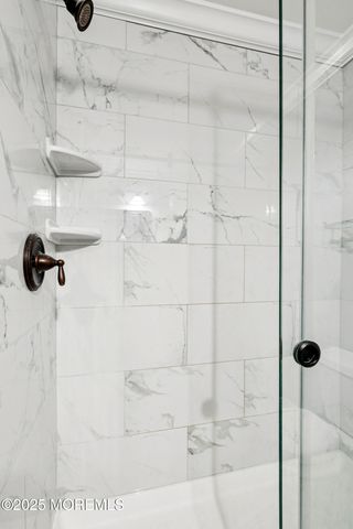 120 Muhlen Platz D, Freehold, NJ 07728