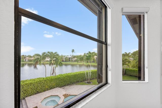 10504 Vignon Court, Wellington, FL 33449