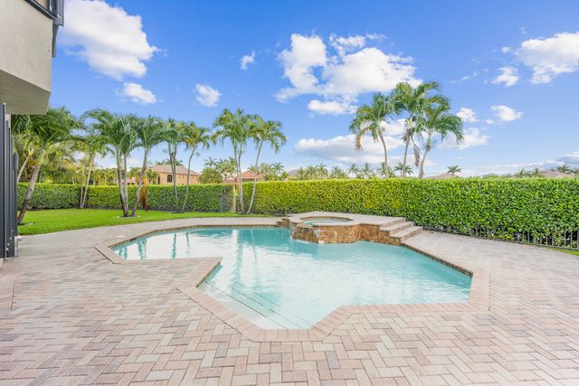10504 Vignon Court, Wellington, FL 33449