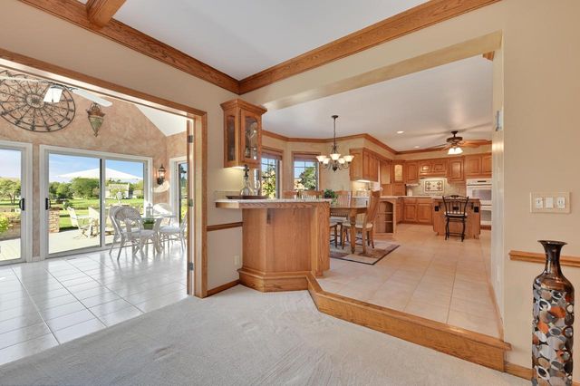 11811 N Lantern LANE, Mequon, WI 53092