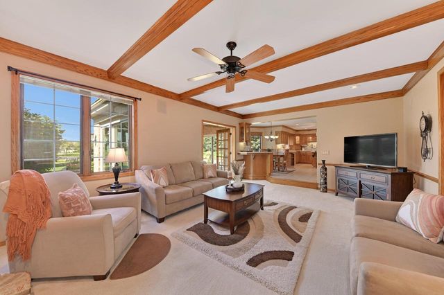 11811 N Lantern LANE, Mequon, WI 53092