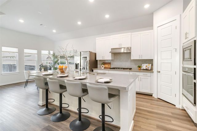 158 Sumter WAY, Kyle, TX 78640