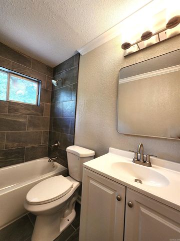 203 Tanglewood Drive, El Dorado, AR 71730