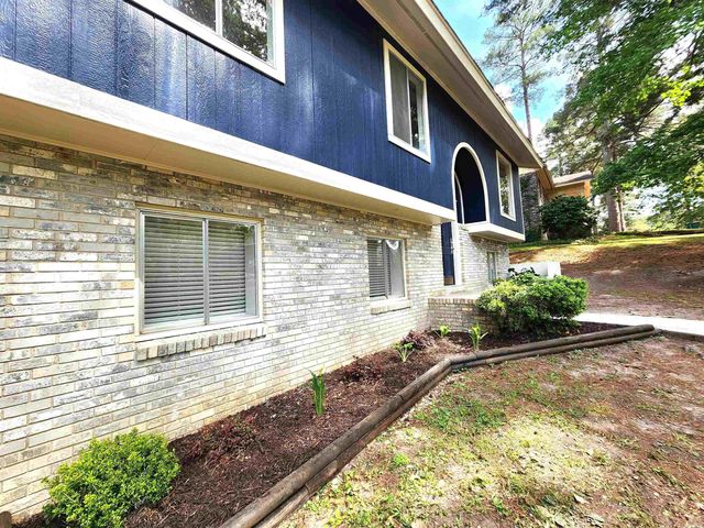 203 Tanglewood Drive, El Dorado, AR 71730