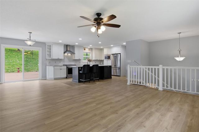 1237 County Road, Roberts, WI 54023