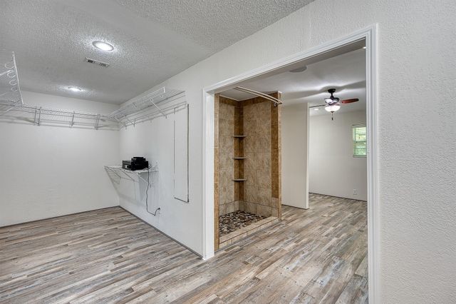 7804 Fm 834 E, Hull, TX 77564