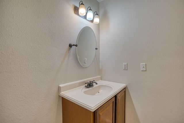 7804 Fm 834 E, Hull, TX 77564
