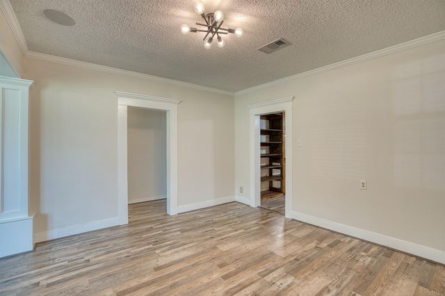 7804 Fm 834 E, Hull, TX 77564