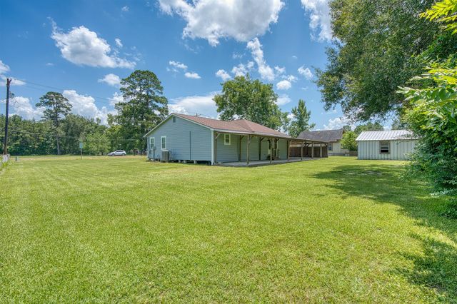 7804 Fm 834 E, Hull, TX 77564