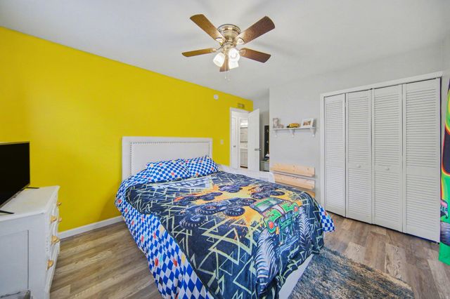 211 Pine Street, Tecumseh City, MI 49286