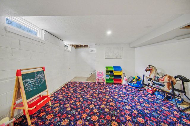 211 Pine Street, Tecumseh City, MI 49286