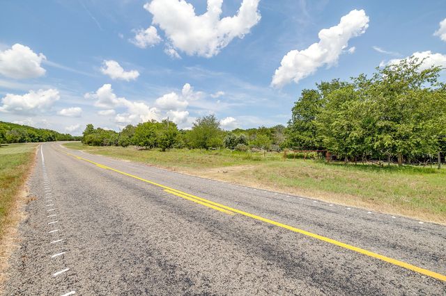 10370 Fm 215, Valley Mills, TX 76689