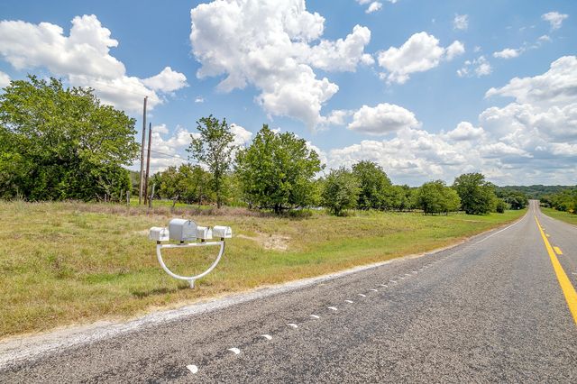 10370 Fm 215, Valley Mills, TX 76689