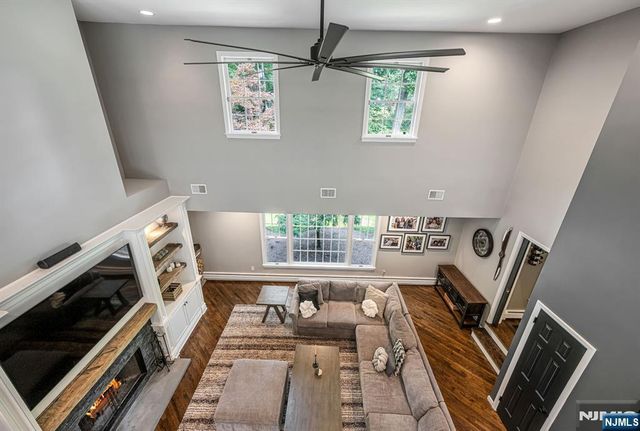 286 Gregory Road, Franklin Lakes, NJ 07417