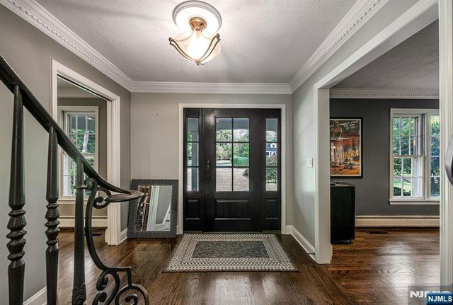 286 Gregory Road, Franklin Lakes, NJ 07417