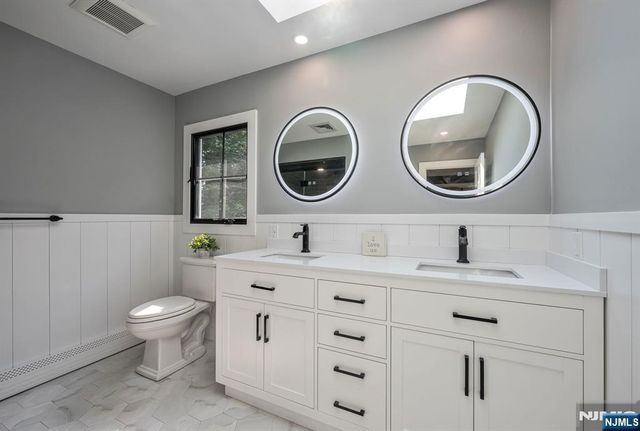 286 Gregory Road, Franklin Lakes, NJ 07417