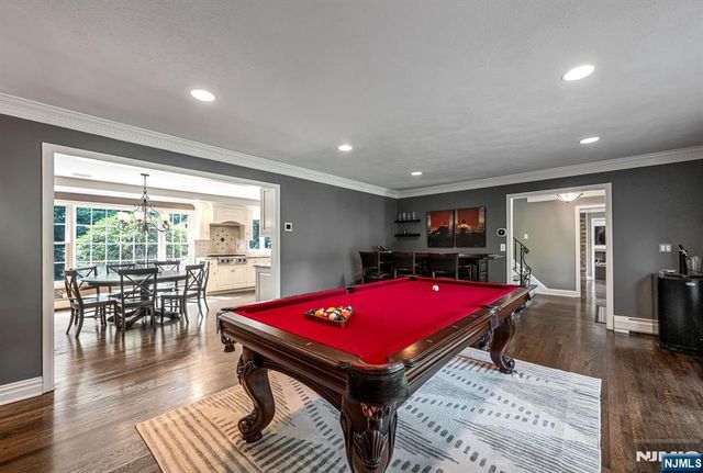 286 Gregory Road, Franklin Lakes, NJ 07417