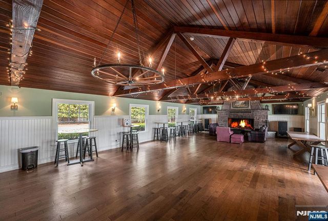 286 Gregory Road, Franklin Lakes, NJ 07417