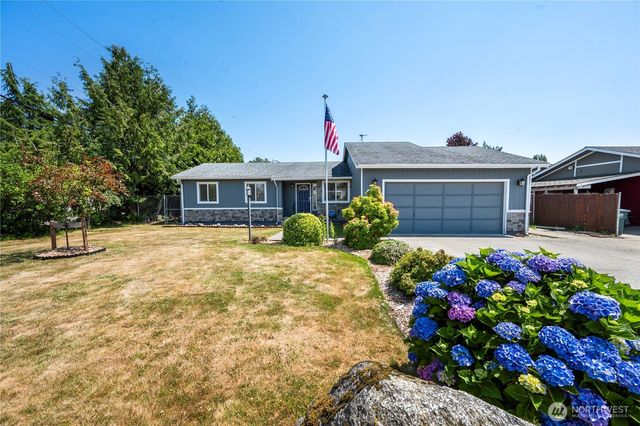 412 Eighth Street, Blaine, WA 98230