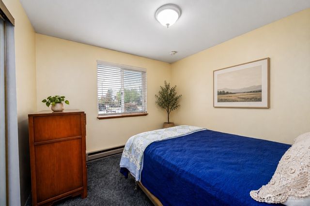 412 Eighth Street, Blaine, WA 98230