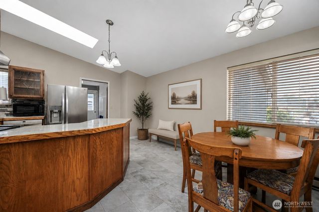 412 Eighth Street, Blaine, WA 98230
