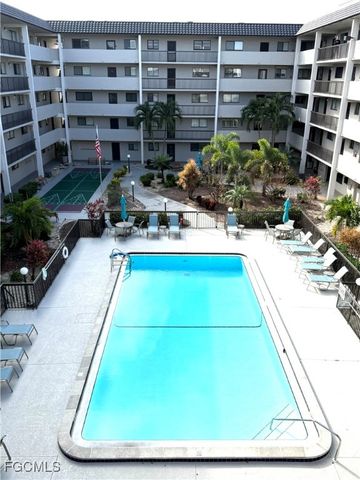 2121 Collier AVE 409, Fort Myers, FL 33901