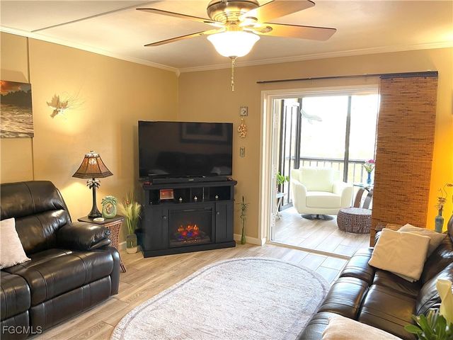 2121 Collier AVE 409, Fort Myers, FL 33901