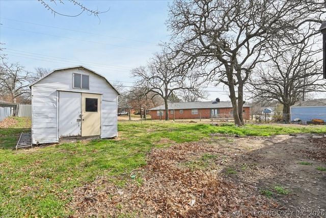 1115 S Mission Street, Sapulpa, OK 74066