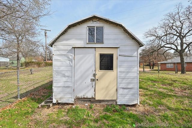 1115 S Mission Street, Sapulpa, OK 74066