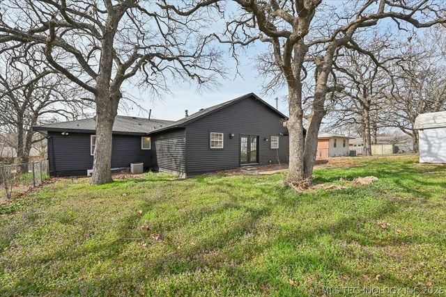 1115 S Mission Street, Sapulpa, OK 74066