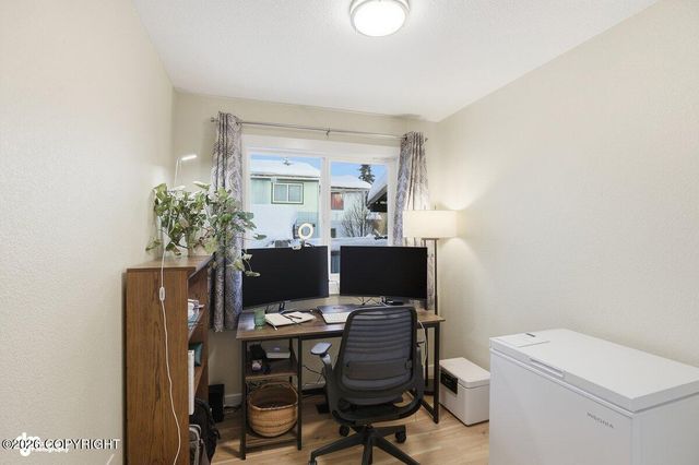 460 Capricorn Circle, Anchorage, AK 99508