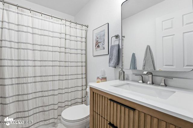 460 Capricorn Circle, Anchorage, AK 99508