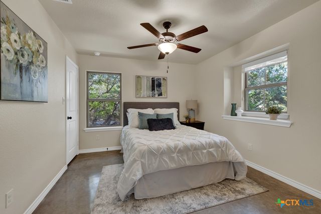 120 Sierra Way, Canyon Lake, TX 78133