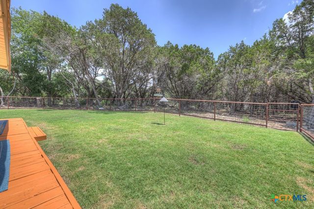 120 Sierra Way, Canyon Lake, TX 78133