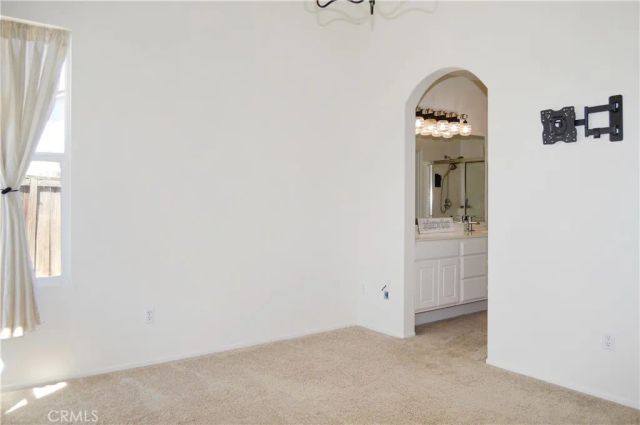421 Dorothy Anna Drive, Banning, CA 92220