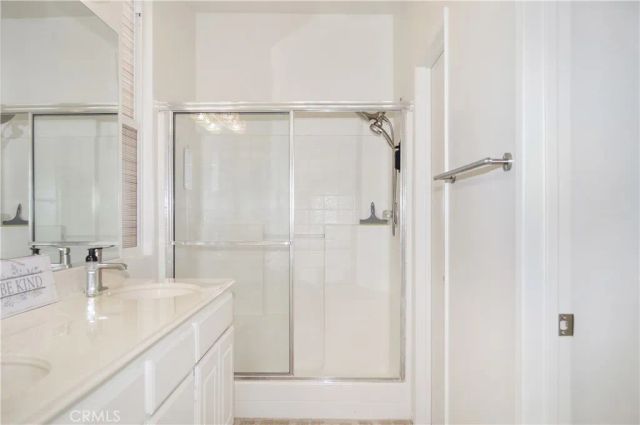421 Dorothy Anna Drive, Banning, CA 92220