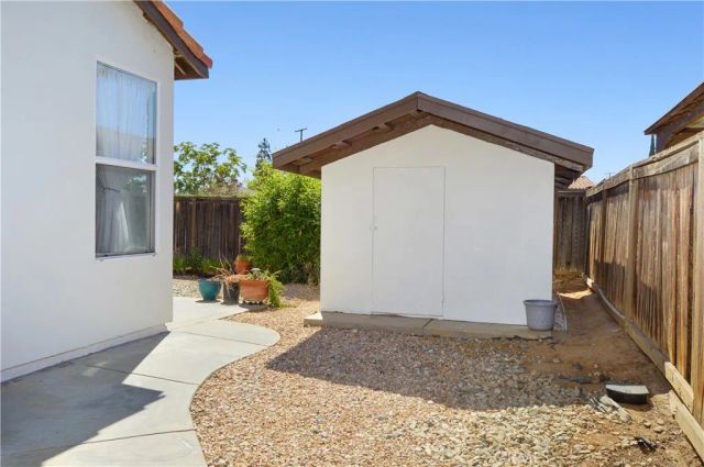 421 Dorothy Anna Drive, Banning, CA 92220
