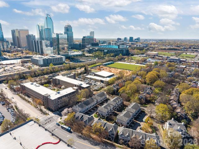 212 S Cedar Street, Charlotte, NC 28202